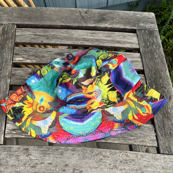 Tiki Tropical Bucket Hat - Picture 8 of 11